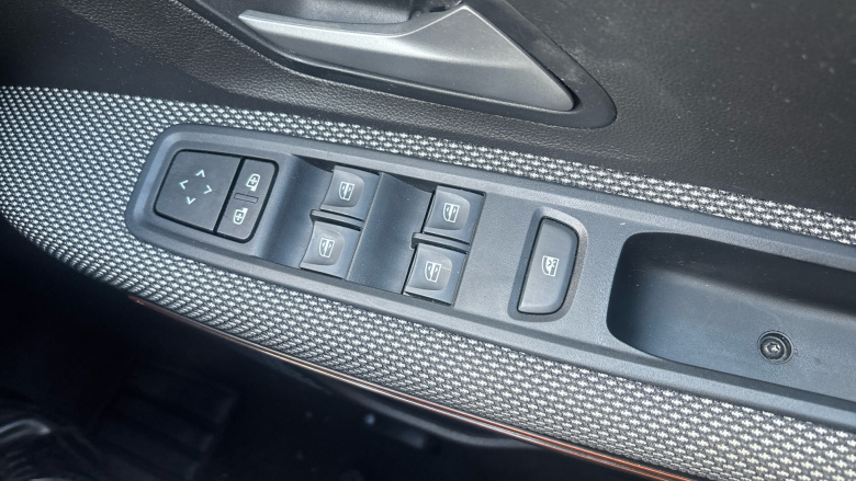 Dacia Sandero Stepway 1.0 TCe Journey 5dr Petrol Hatchback